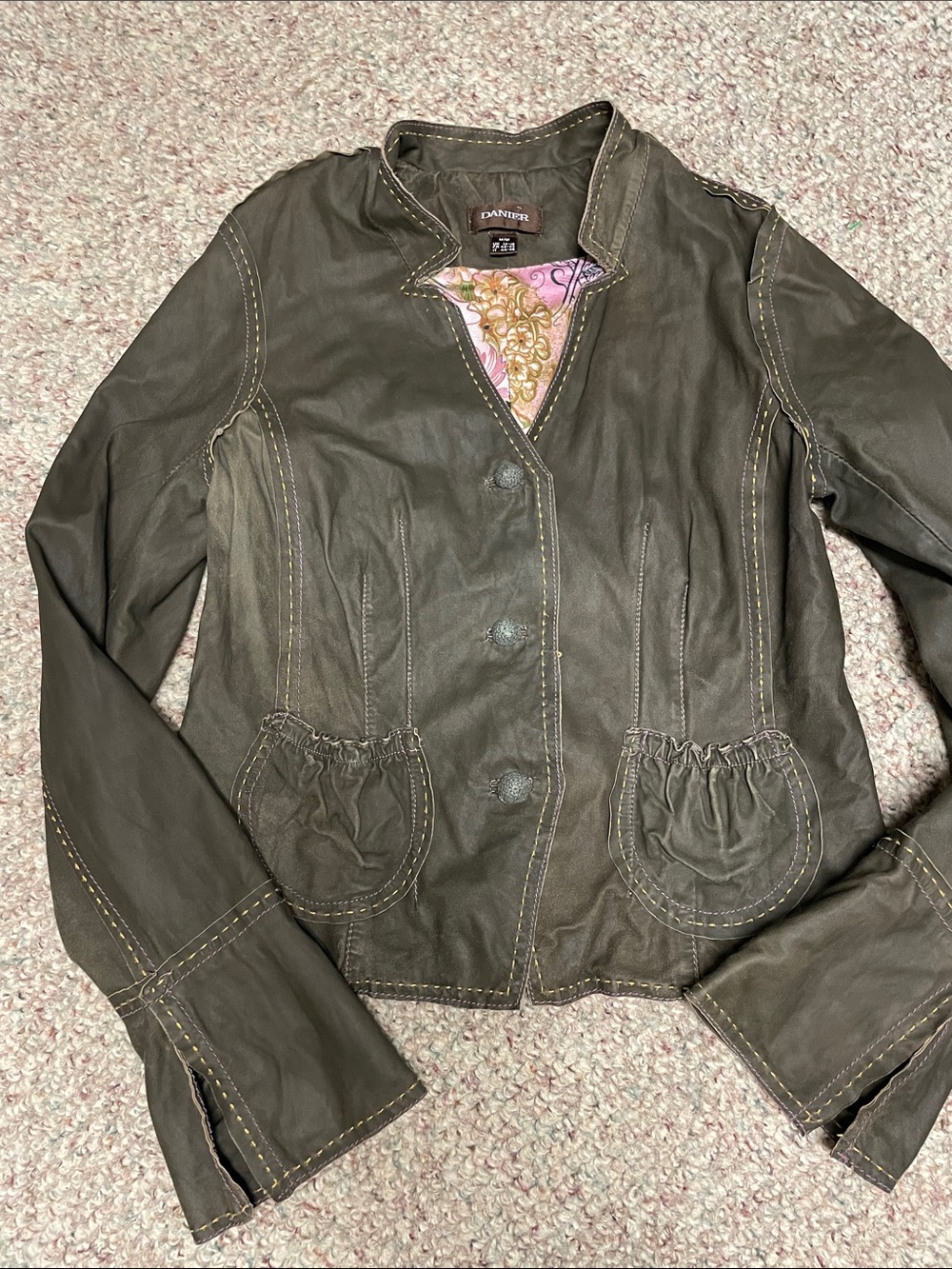 Vintage Y2K boho Danier leather crochet Button-Flare sleeve Jacket in Olive